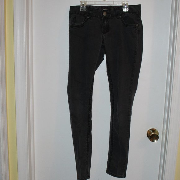 Red Camel Gray Jeans - Picture 1 of 2
